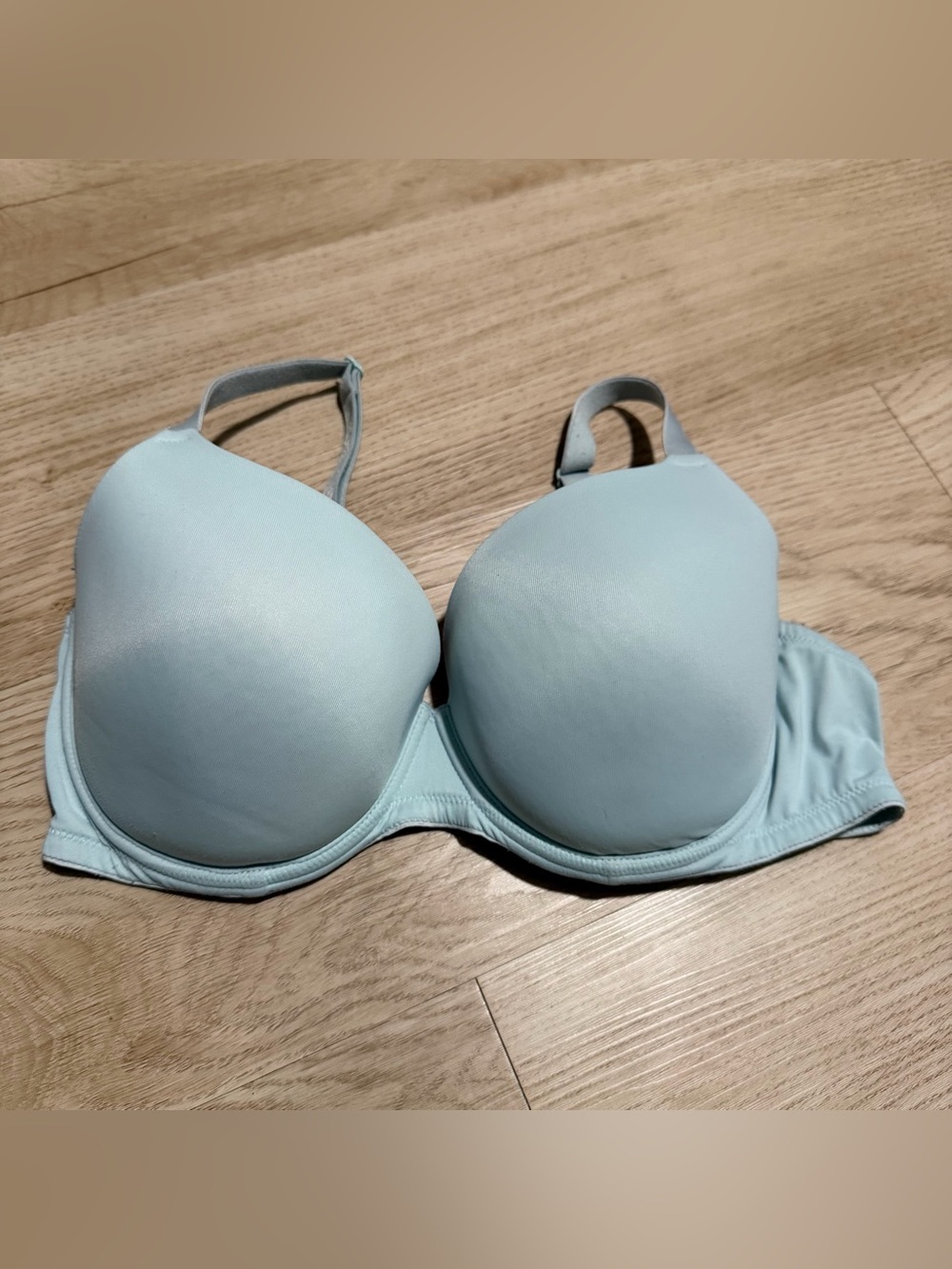 PINK Victoria's Secret Light Blue Molded T-Shirt Bra